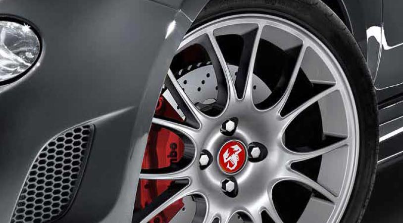 Dettaglio Abarth brembo + cerchi formula